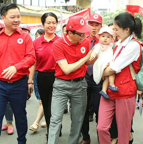 Tôi chỉ muốn được hòa cùng Tình Người thêm mãi