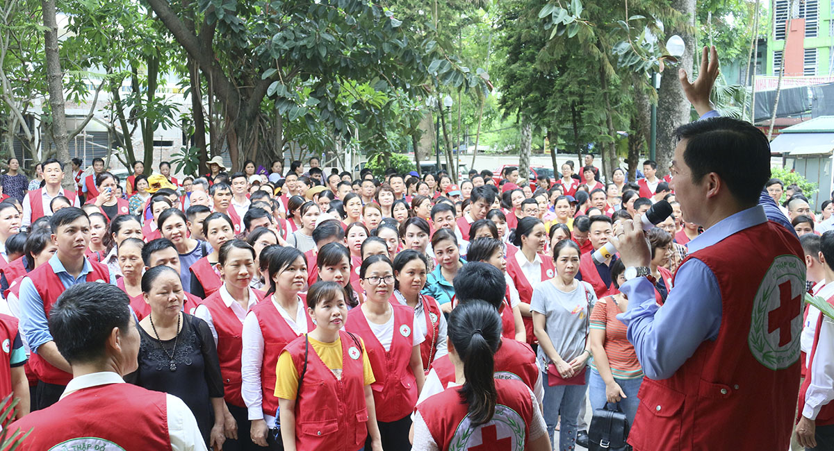 Tình Người trao yêu thương nơi Bệnh viện K2 và Bệnh viện E, tháng 6-2019